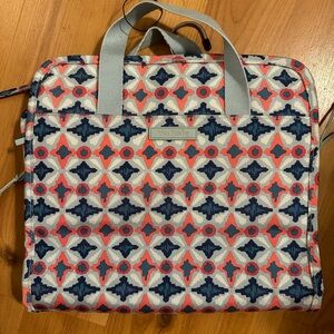 Vera Bradley Hanging Toiletries bag